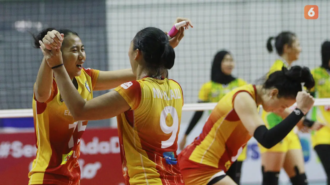 Foto: Tangisan Haru Nurlaili Kusumah Usai Membawa Jakarta Elektrik Melibas Gresik Petrokimia di PLN Mobile Proliga 2022