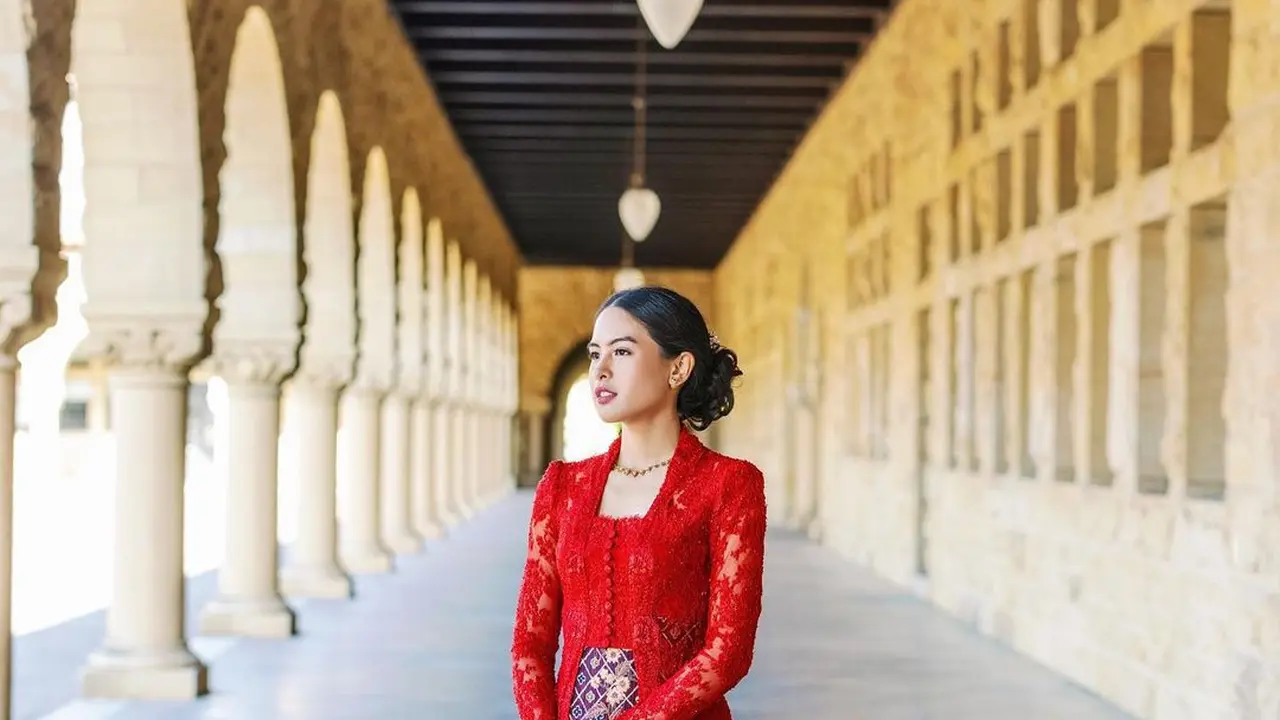 Maudy Ayunda