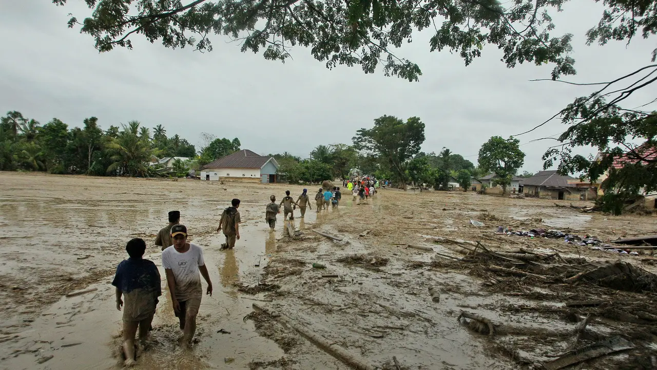 Dilanda Banjir Bandang, Begini Kondisi Luwu Utara yang Porak Poranda