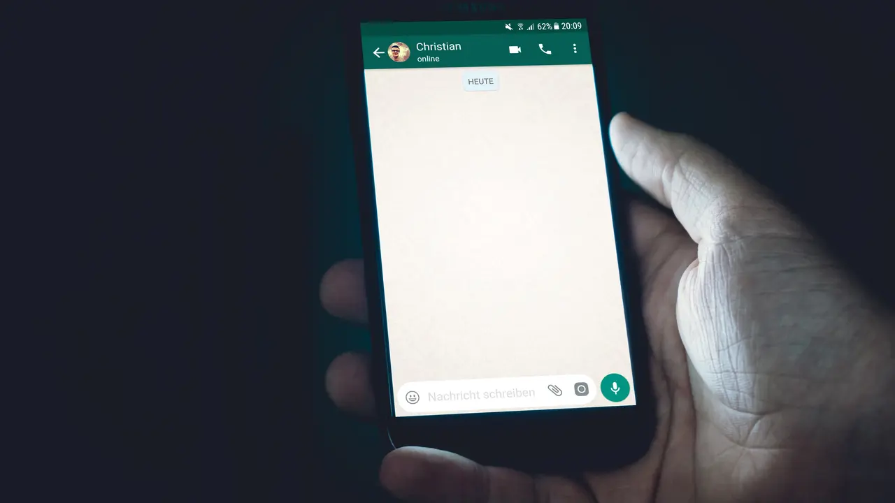Whatsapp - Vania