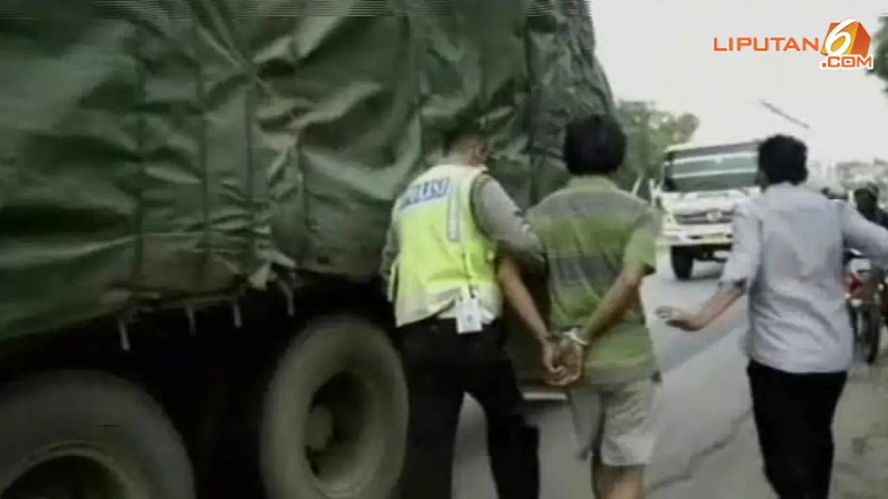 Tabrak Polisi