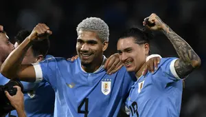 Ups, Darwin Nunez Keceplosan, Bocorkan Ronald Araujo Gabung Liverpool