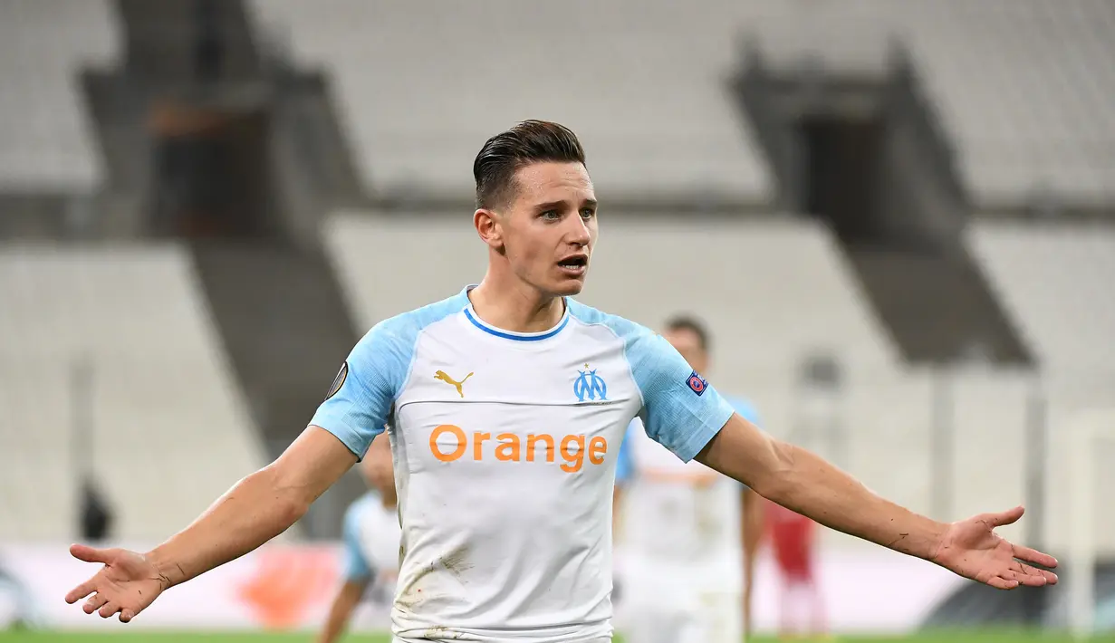 Sekembalinya ke Marseille, Thauvin menemukan kembali sentuhan magis permainannya yang sempat hilang. Raihan 46 gol dari 91 pertandingan menjadi bukti bahwa Manchester United membutuhkan gelandang kreatif ini. (AFP/Boris Horvat)