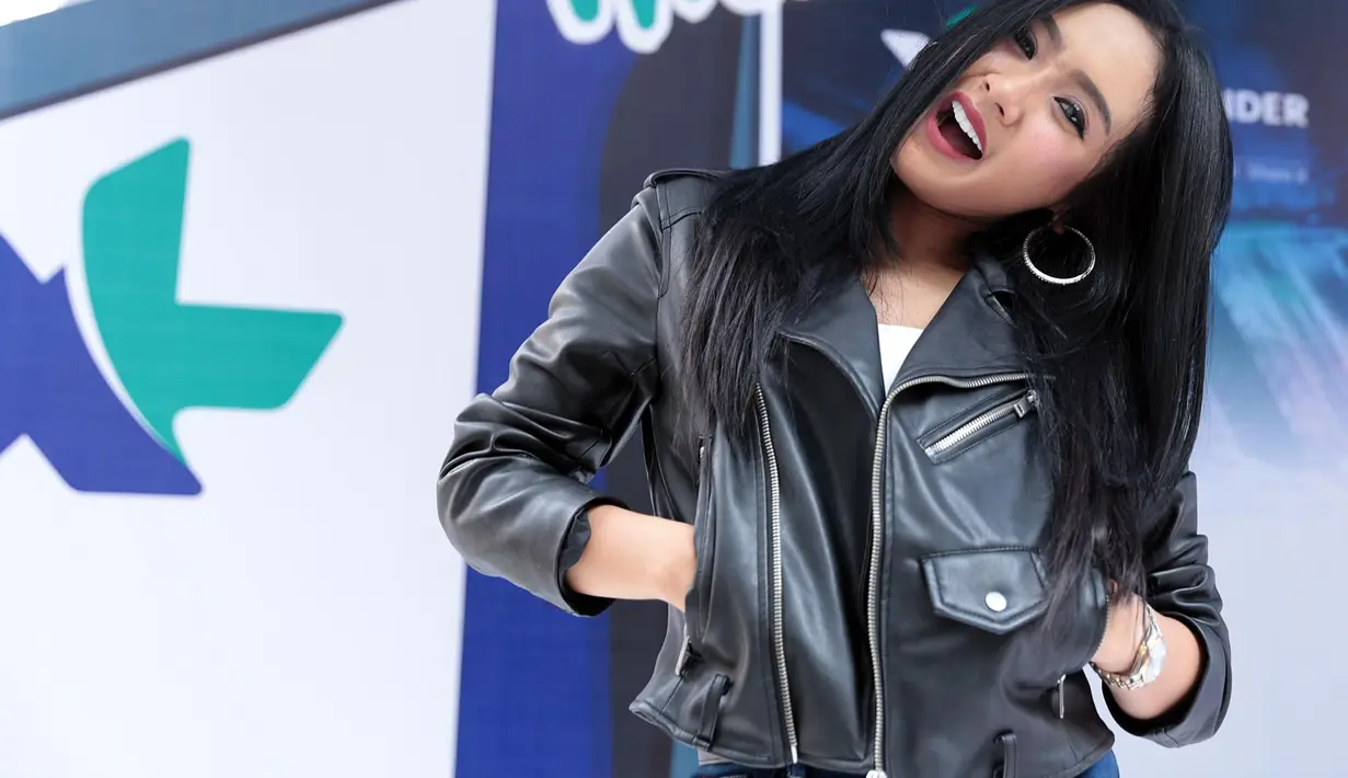 Cita Citata baru saja merilis single terbarunya yang berjudul NYCita. Perasaan bahagia tentu sedang bersamanya, terlebih juga soal pacar baru yang dimiliki belakangan ini. Namun Cita tak ingin mengenalkannya. (Deki Prayoga/Bintang.com)