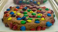 How to make M&M cookies. (Photo: Michelle Pitzel/Pixabay)