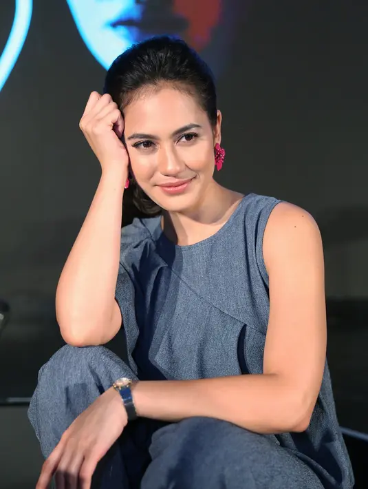 Tentang budget bagi fesyen, Pevita tak punya angka pasti. Akan tetapi, ia punya waktu khusus ketika belanja. (Nurwahyunan/Bintang.com)