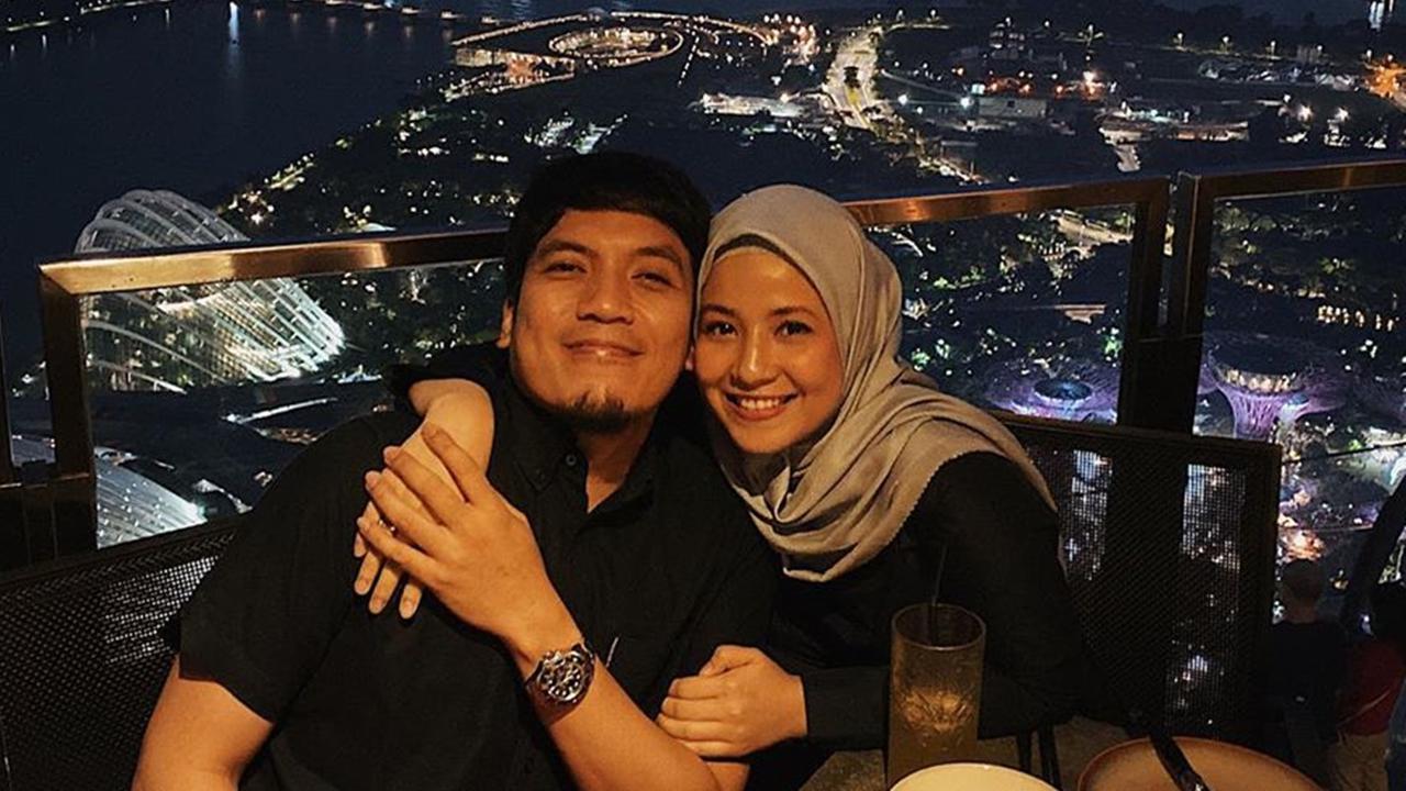 Gaya Santai Natasha Rizky Saat Nongkrong, Tetap Stylish