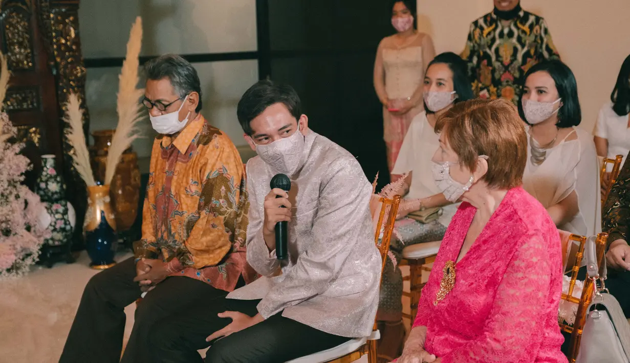 Adipati Dolken dan Canti Tachril (dok. Istimewa.Adipati Dolken)