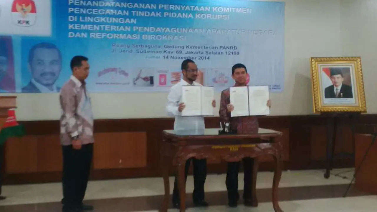 Penandatanganan pernyataan komitmen antara Kementerian PAN-RB dengan KPK