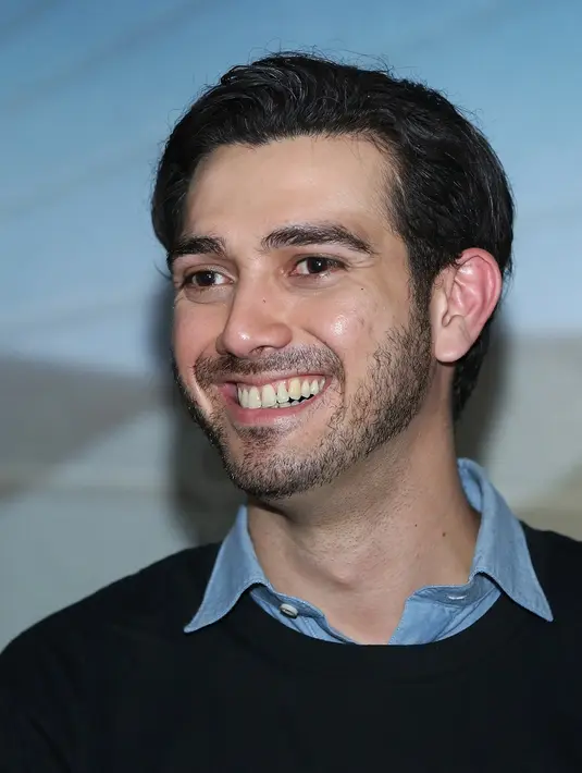 "Saya lebih prefer ketemu sama director-nya dulu. Jadi ngobrol, dia bisa masuk ke kepala saya, berarti satu chemistry. Dia bisa nyeritain segala macam," ujar Fachri di kawasan Epicentrum, Senin (27/11) dilansir dari Liputan6. (Nurwahyunan/Bintang.com)