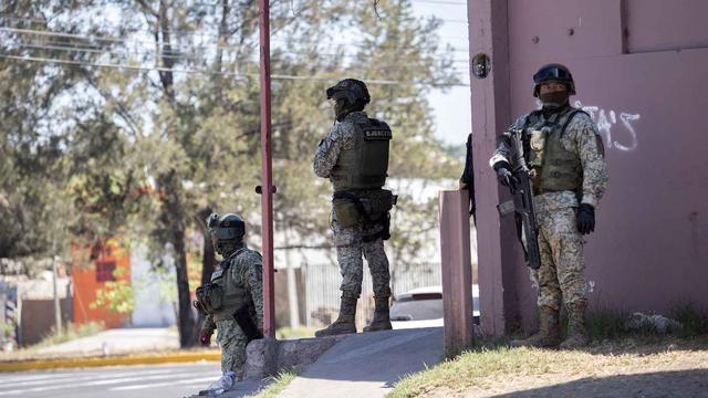 Mencekam, Meksiko Kerahkan 10.000 Personel Militer Redam Kekerasan Pasca Tewasnya Gembong Narkoba