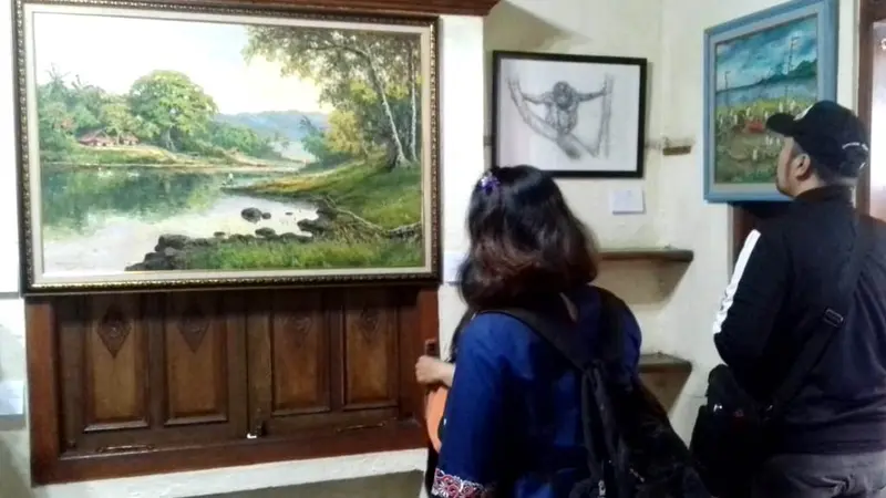 Lukisan realis naturalis dalam pameran bertajuk Banyumas Tiga Zaman, di Purwokerto, 31 Maret-30 April 2019 (Foto: Liputan6.com/Nugroho P untuk Muhamad Ridlo)