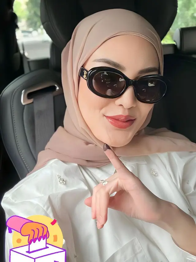 Nindy Ayunda nyoblos (Instagram/nindyayunda)