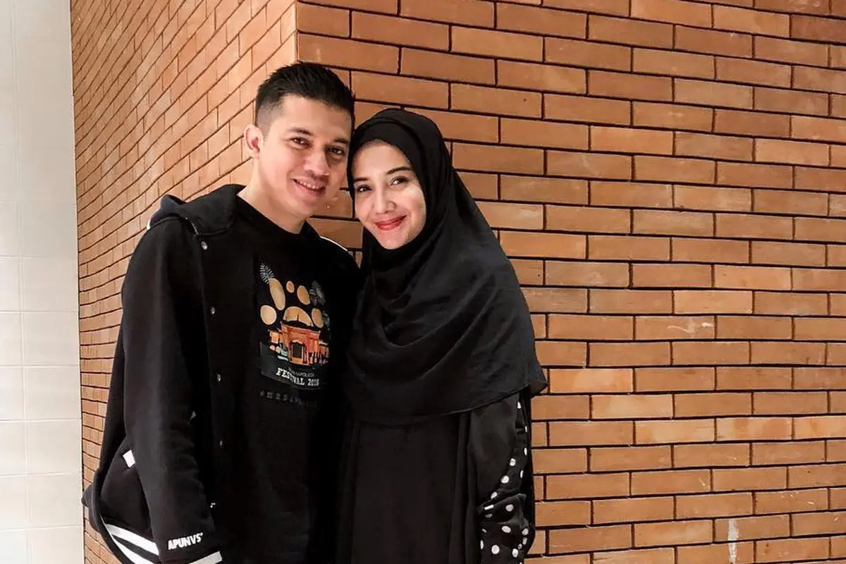 [Bintang] Zaskia Sungkar