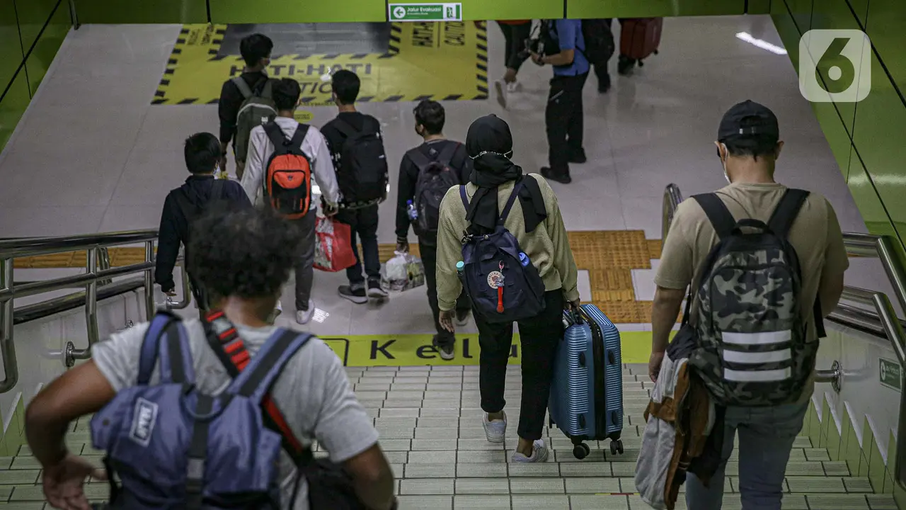 Arus Balik Mudik Kereta Api