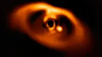 Proses pembentukan planet baru yang berhasil ditangkap lensa teleskop canggih milik badan antariksa Eropa, ESO (Foto: ESO)