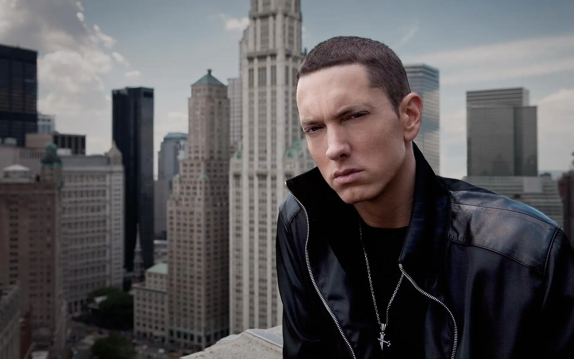 Eminem (shadyrecords.com)