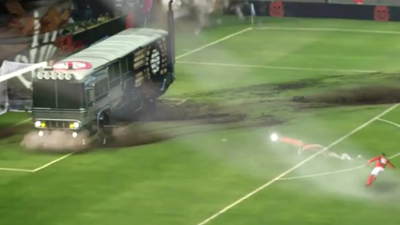 Rooney Rusak Bus di Depan Gawang, Chamberlain Gocek Monster