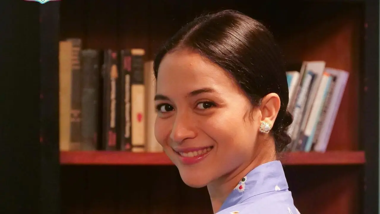 Akui Tak Suka Pakai Makeup, Ini 6 Potret Natural Putri Marino