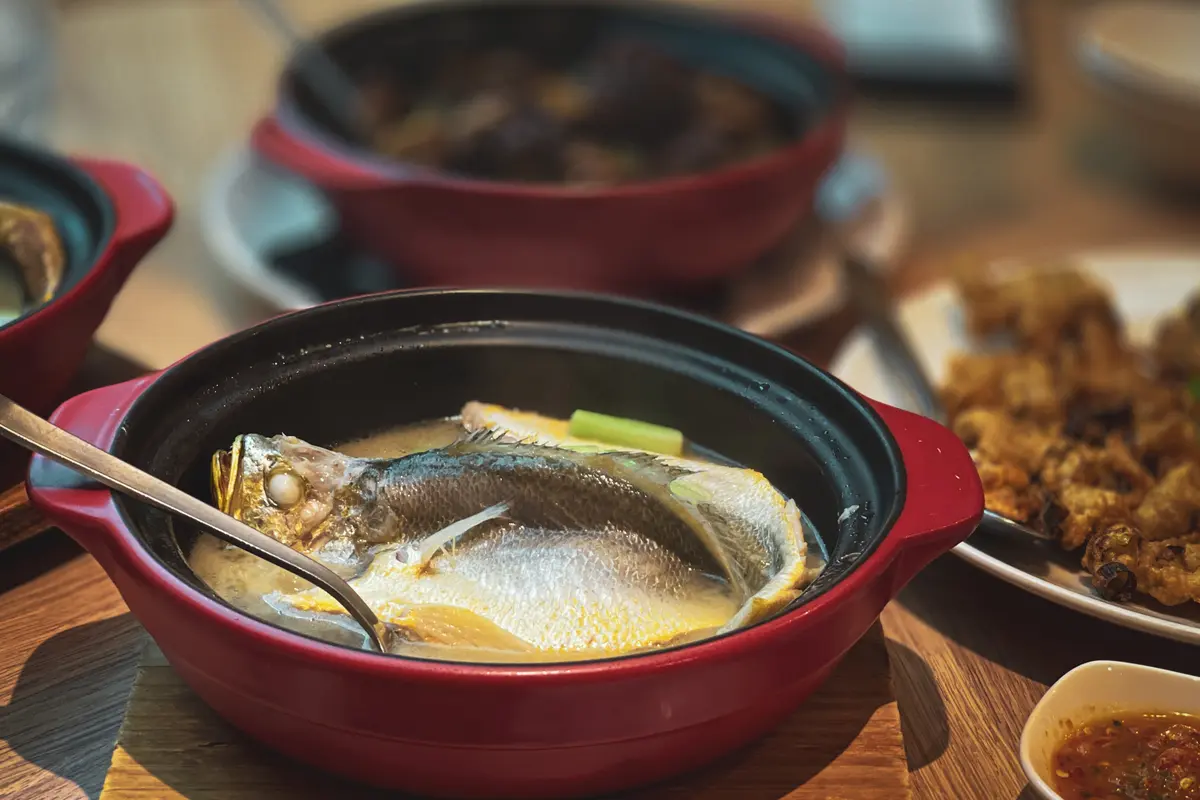 Papeda Ikan Kuah Kuning