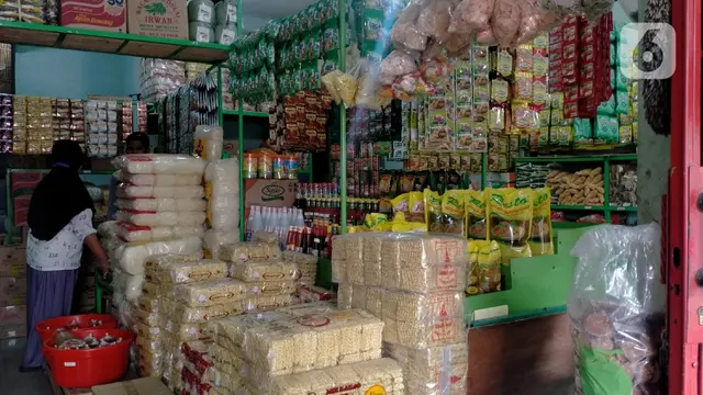 Susul Kenaikan BBM, Harga-Harga di Pasar Mega Gunung Putri Bogor Mulai Naik
