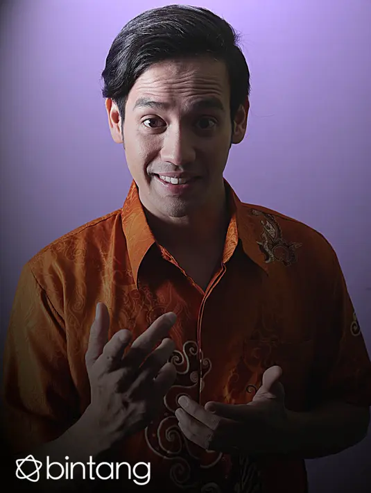 Timbulnya pro dan kontra setelah Tarra memutuskan untuk keluar dari manajemen yang telah membesarkan namanya itu memang tak dapat dihindari. Namun Tarra mengaku tidak peduli dengan komentar orang lain. (Nurwahyunan/Bintang.com)