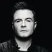 Seorang penyanyi asal Irlandia, mantan personil Westlife.