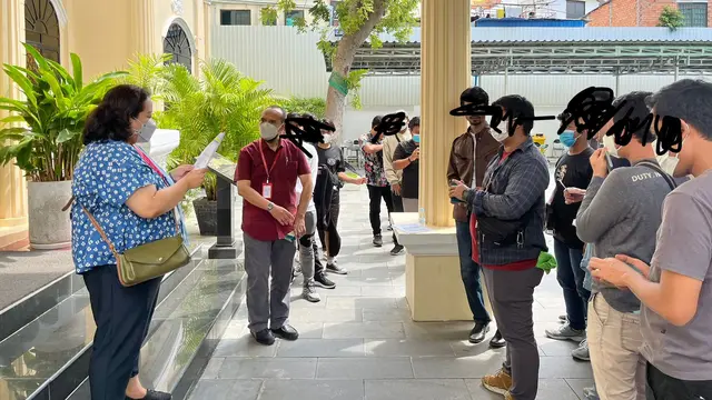 Proses repatriasi WNI dari Kamboja korban penipuan lowongan kerja. (Dok: Kemlu RI)