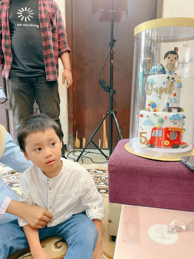 Ultah Yusuf Anak Larissa Chou