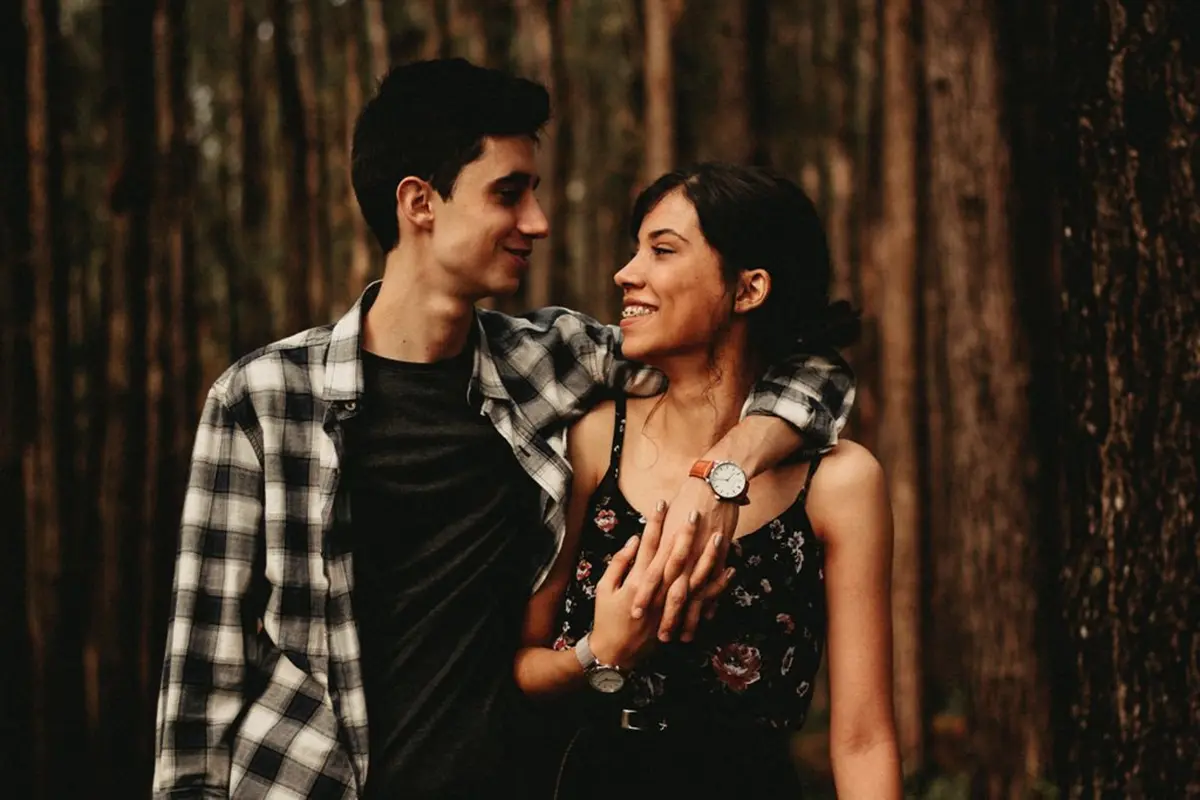 Ilustrasi Relationship Couple