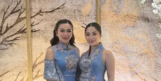 Potret Nikita Willy pakai Cheongsam  (sumber: Instagram/melinathemua)
