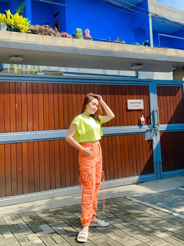 Gaya Ayu Ting-Ting yang Bak Remaja, Padahal Ibu Anak Satu