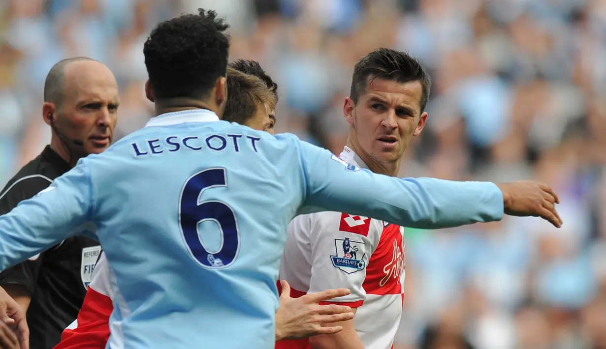 Joey Barton adalah pemain yang dikenal temperamental. Dia bisa menyerang siapa saja mulai dari rekan setimnya bahkan pihak lawan. Dia pernah dilarang tampil dalam 12 pertandingan. (AFP /Paul Ellis)
