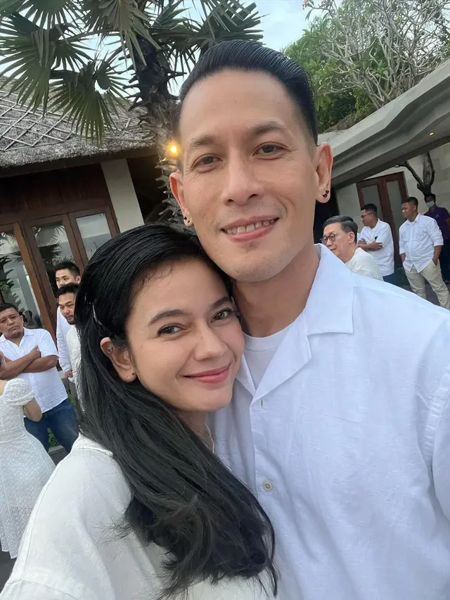 7 Potret Citra Anidya Kekasih Chef Juna yang Beda Usia 15 Tahun, Curi Perhatian