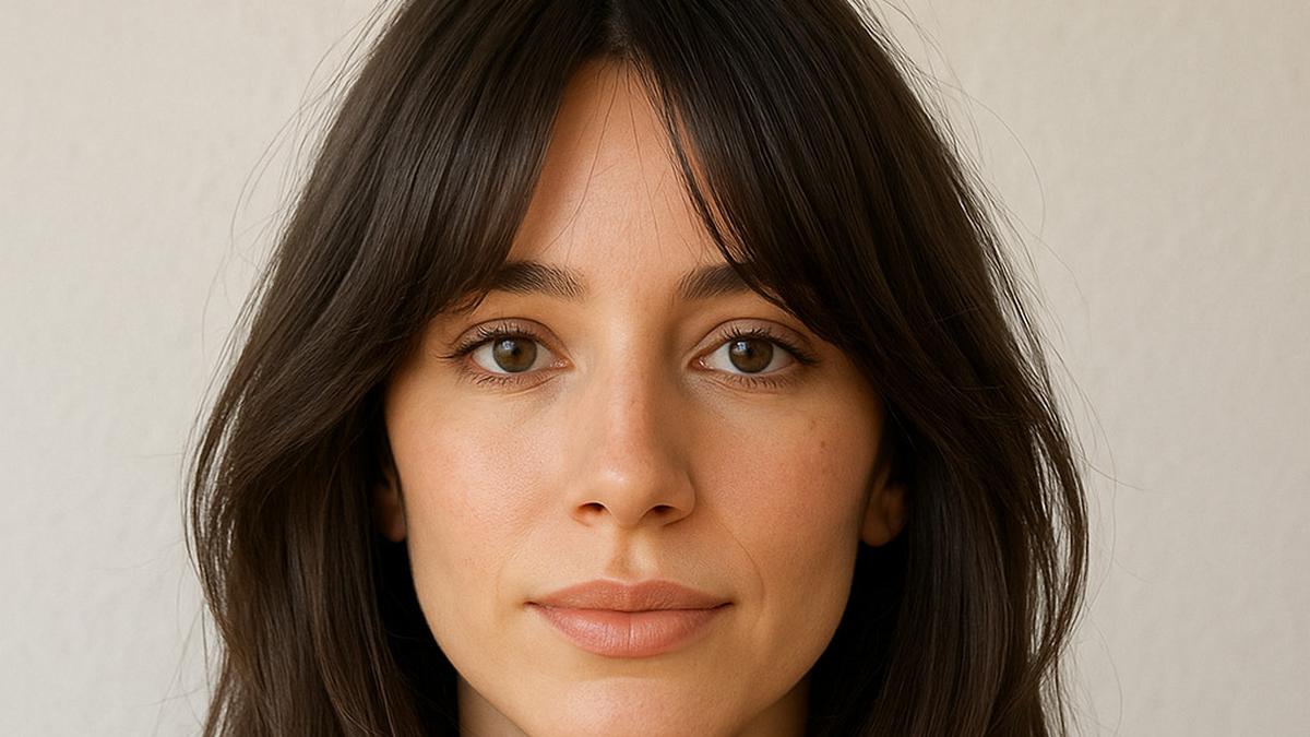 7 Model Rambut Wanita Dagu Panjang, Bikin Wajah Lebih Proporsional