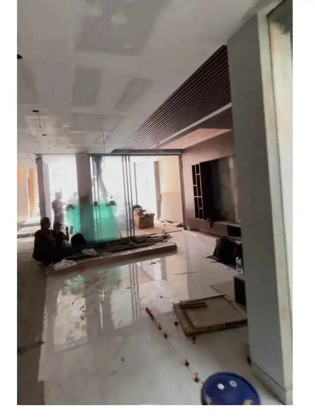 7 Potret Rumah Baru Mona Ratuliu dan Indra Brasco, Mewah Bak Resort
