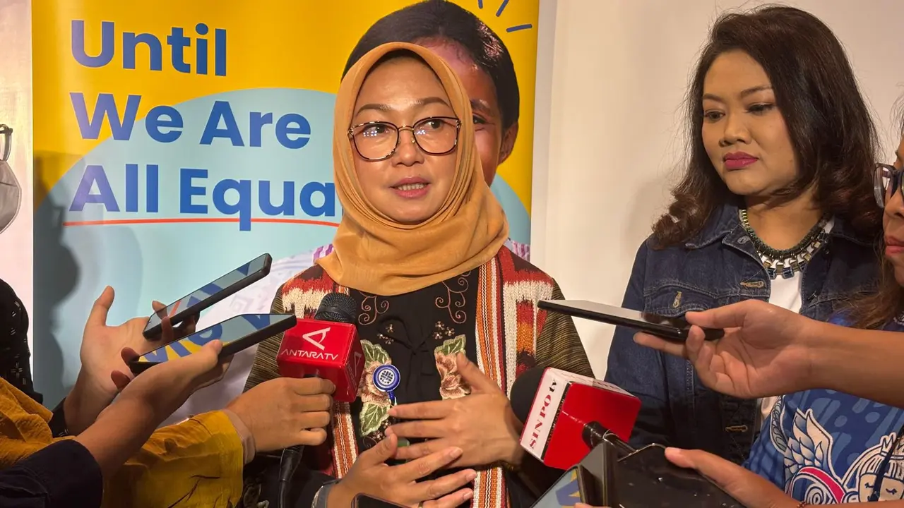 Staf Ahli Bidang Hubungan Antar Lembaga Kemnaker, Estiarty Haryani