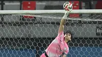Penyelamatan kiper Borneo FC Samarinda, Nadeo Argawinata saat bertandang ke markas Bali United dalam lanjutan BRI Super League 2025/2026 Senin (11/5/2026). (Dok. Borneo FC Samarinda)