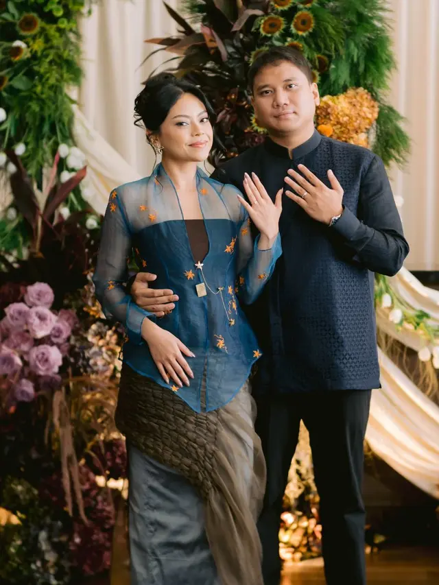 Sakina Tama, Putri Kedua Wishnutama saat dilamar kekasih. [@sakinatama]