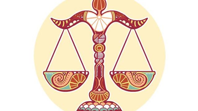 5 Zodiak Ini Terbilang Paling Suka Makan