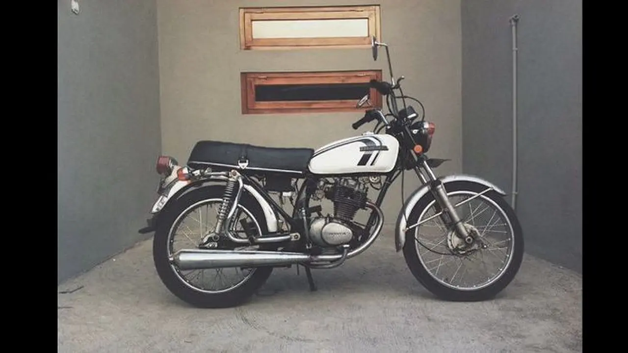 Honda CB 100 Milik Eri Yunanto