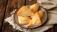 ilustrasi puff pastry/Viktoria Hodos/Shutterstock