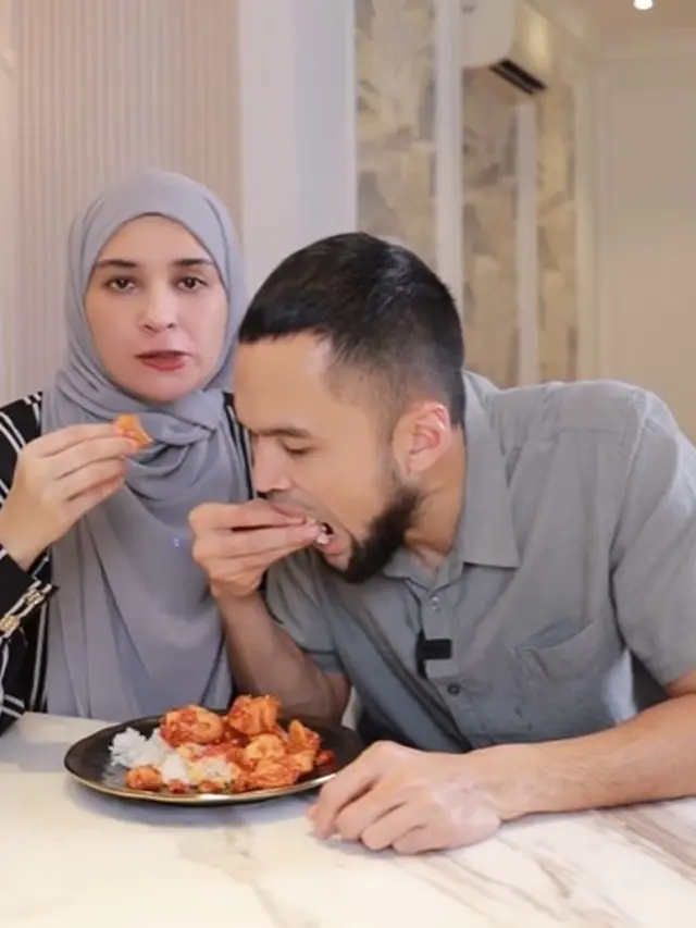 Shireen Sungkar masak (Instagram/shireensungkar)