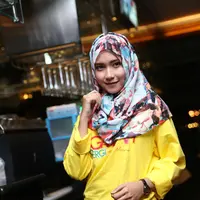 Izzah kini berkesempatan menceritakan awal keterlibatannya di film Ketika Mas Gagah Pergi, di mana novel karya Helvy Tiana Rosa dengan judul yang sama sudah memiliki banyak penggemar. (Andy Masela/Bintang.com)