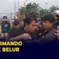 Ade Armando Dipukuli saat Datang ke Lokasi Demo