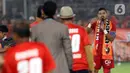 Pemain Persija, Bambang Pamungkas usai melawan Persebaya pada Shopee Liga 1 Indonesia di Stadion Utama Gelora Bung Karno Jakarta, Selasa (17/12/2019). Laga melawan Persebaya menjadi pertandingan terakhir Bambang Pamungkas sebagai pesepakbola profesional. (Liputan6.com/Helmi Fithriansyah)