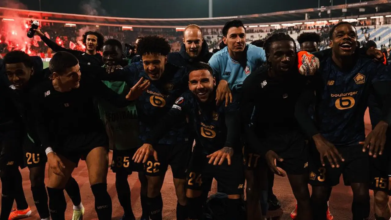 Calvin Verdonk Bersama Skuad Lille