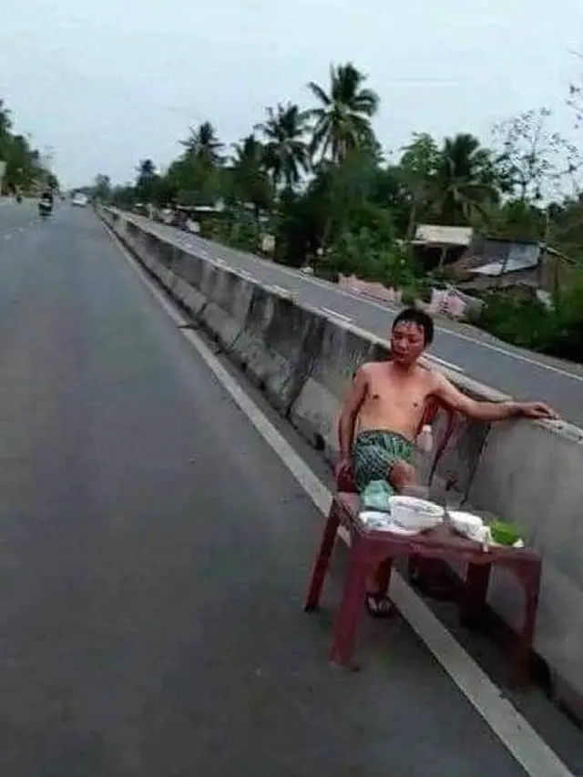 6 Potret Nyeleneh Saat Orang Bosan di Rumah