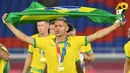 Brasil sukses mempertahankan medali emas cabang sepak bola putra setelah mengalahkan Spanyol di final Olimpiade Tokyo 2020. Gelar top skor pun diraih andalannya di lini depan, Richarlison yang mengoleksi 5 gol. Berikut daftar lengkap top skor Olimpiade Tokyo 2020. (Foto: AFP/Tiziana Fabi)