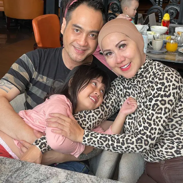 Ferry Irawan dan Venna Melinda